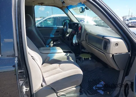 2005 Chevrolet Suburban 1500 Ls из США, поврежденный, VIN 3GNEC16ZX5G251160